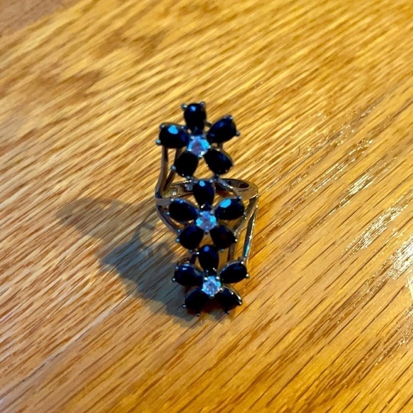 Tiered Flower Ring - Picture 1 of 3